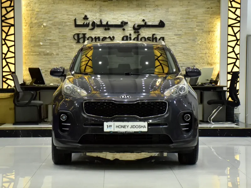 2017 Kia Sportage EX 2.4-liter 4-cylinder Petrol Engine Grey Black SUV GCC Specs
