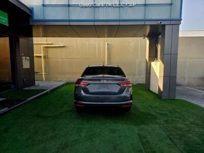 2021 Hyundai Accent 1.6 litres V4 Petrol Engine Grey Beige Sedan GCC Specs SINGLE OWNER