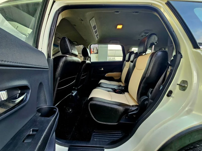2022 Toyota Rush EX 1.5 Litres 4 Cylinders Petrol Engine White Beige SUV GCC Specs