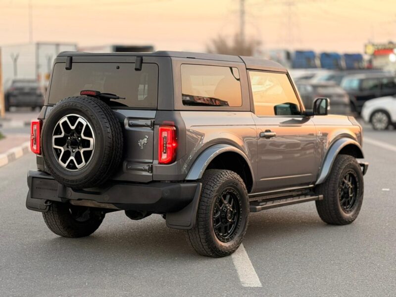 2022 Ford Bronco Wildtrak 2.3L EcoBoost Turbocharged 4-cylinder Petrol Engine Grey SUV 4x4