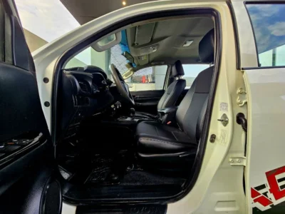 2019 Toyota Hilux ADVENTURE 2.7 Litres 4 Cylinders Petrol Engine White Black Pickup Truck