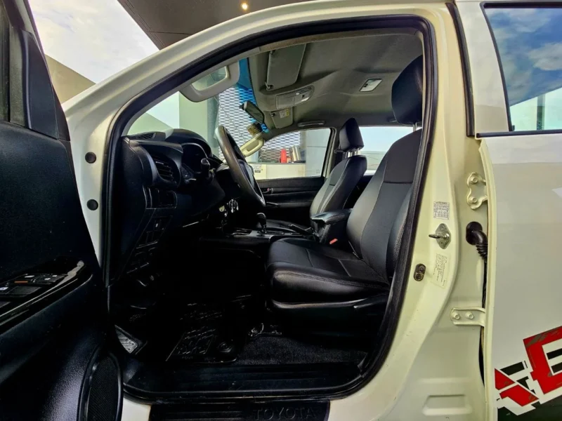 2019 Toyota Hilux ADVENTURE 2.7 Litres 4 Cylinders Petrol Engine White Black Pickup Truck