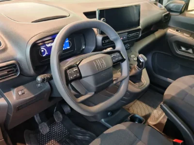 2025 Peugeot Partner Van Short Body 1.5-liter BlueHDi Diesel Engine White Black Van GCC Specs