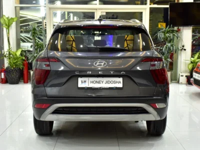 2024 Hyundai Creta Comfort 1.5-litre 4-Cylinder Petrol Engine Grey Black Crossover GCC Specs