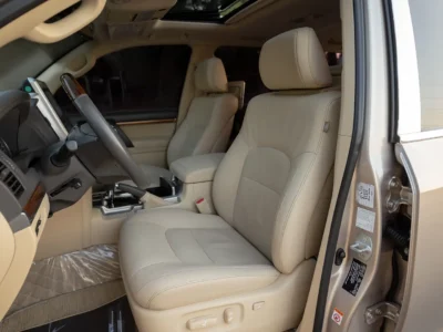 2017 Toyota Land Cruiser GXR 4.6 Litres V8 Petrol Engine Beige SUV GCC Specs Automatic