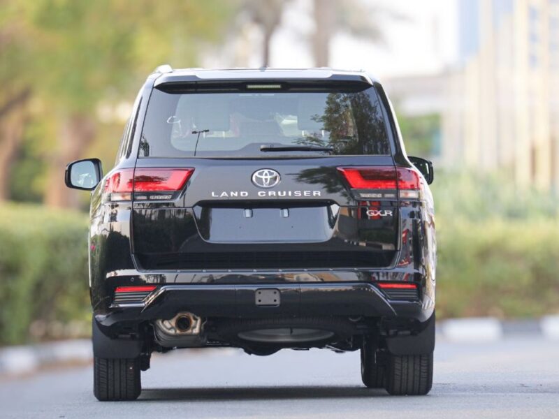 2026 Toyota Land Cruiser GXR 4.0 Litres V6 Petrol Engine Black SUV GCC Specs
