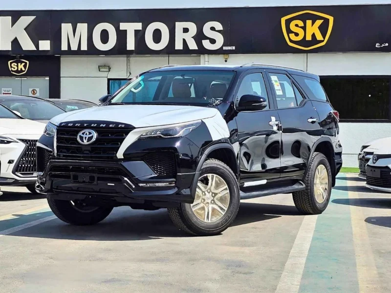 2025 Toyota Fortuner SR5 2.7 Litres PETROL V4 Engine Black Tan SUV GCC Specs