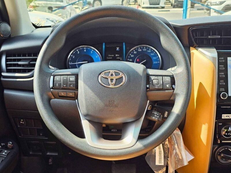 2025 Toyota Fortuner SR5 2.7 Litres PETROL V4 Engine Black Tan SUV GCC Specs