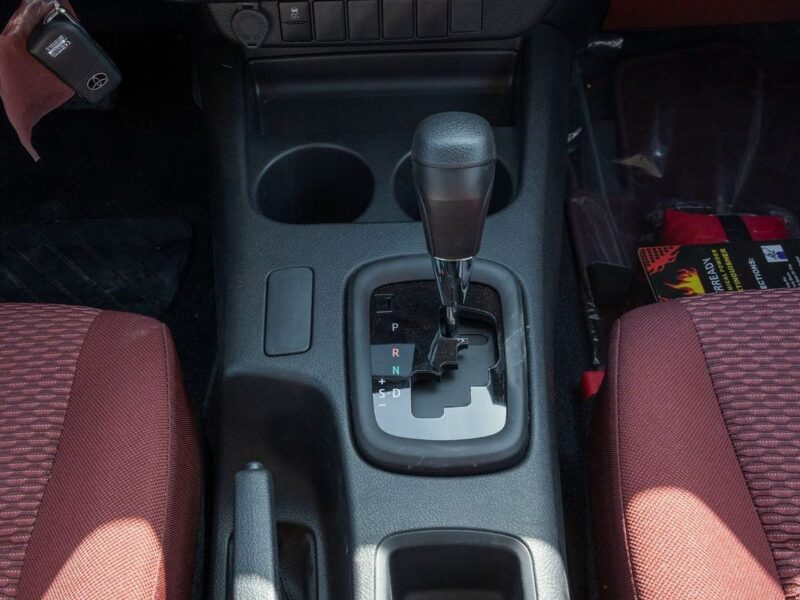 2026 Toyota Hilux DLX 2.4 Litres 4 Cylinders Diesel Engine AT White Red Pickup Truck GCC
