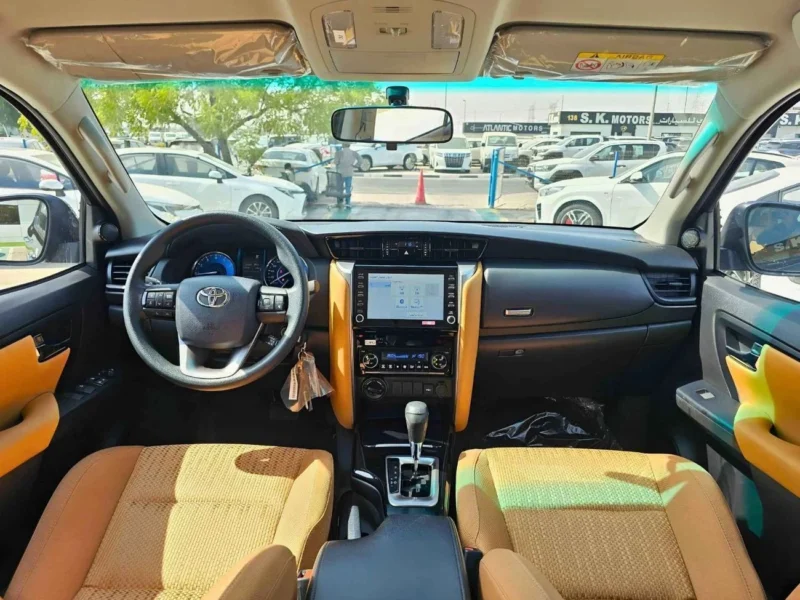 2025 Toyota Fortuner SR5 2.7 Litres PETROL V4 Engine Black Tan SUV GCC Specs