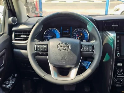 2025 Toyota Fortuner SR5 Adventure 4.0 Litres PETROL V6 Engine Black SUV GCC Specs