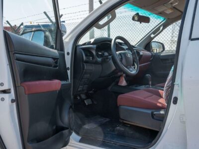 2026 Toyota Hilux DLX 2.4 Litres 4 Cylinders Diesel Engine AT White Red Pickup Truck GCC