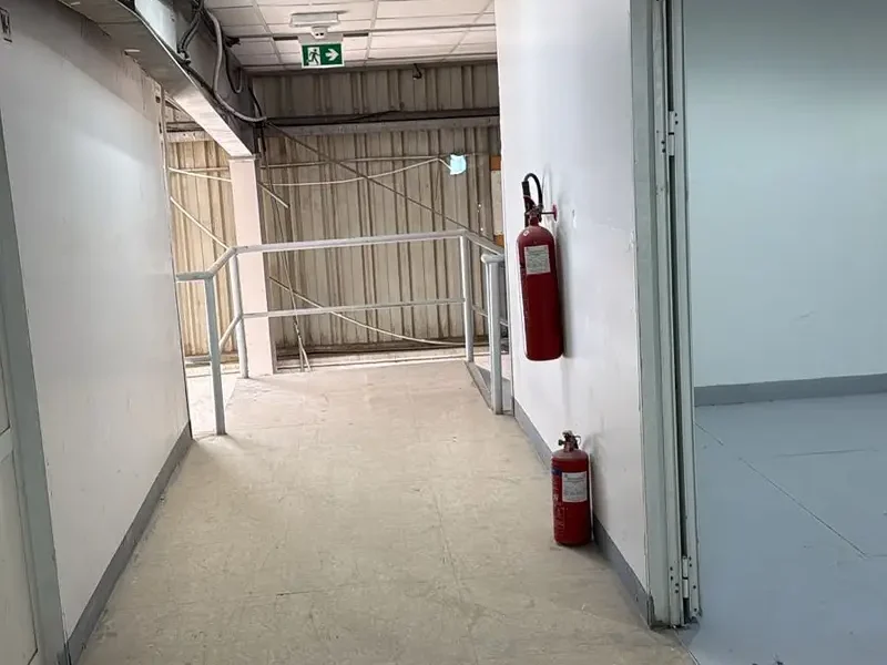 READY TO MOVE IN SMALL STORAGE WAREHOUSE