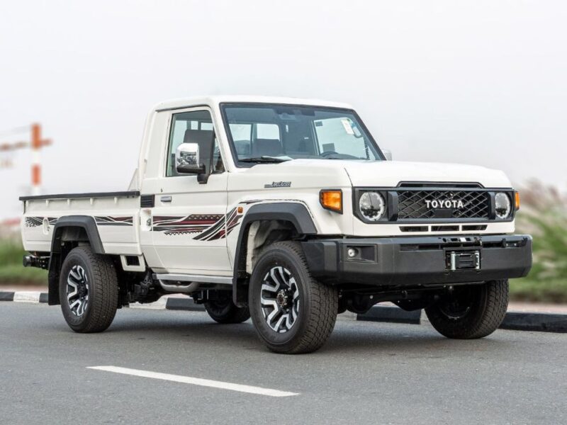 2026 Toyota Land Cruiser LC79 4.0L V6 Petrol Engine Full Option White Brown Pickup Truck GCC