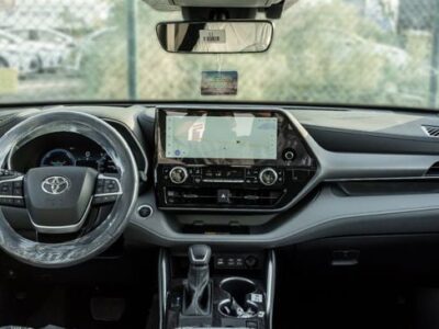 2026 Toyota Highlander Limited 2.5L 4-Cylinder Hybrid Petrol Engine Black Grey SUV GCC Specs