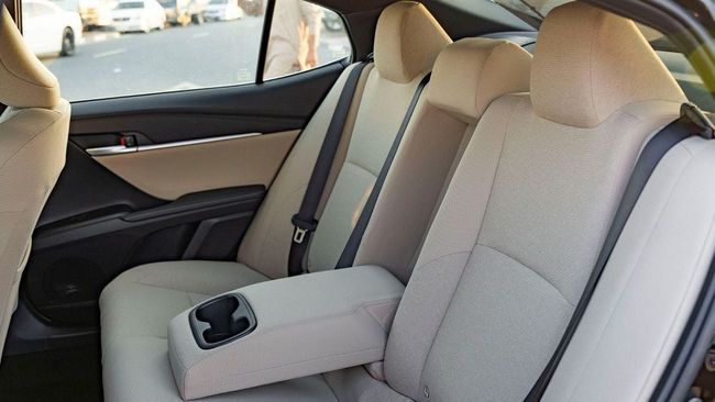 2025 Toyota Camry 2.5L 4-Cylinder Hybrid Petrol Engine Black Beige Sedan GCC Specs