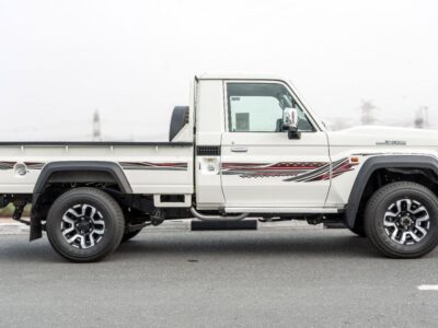 2026 Toyota Land Cruiser LC79 4.0L V6 Petrol Engine Full Option White Brown Pickup Truck GCC
