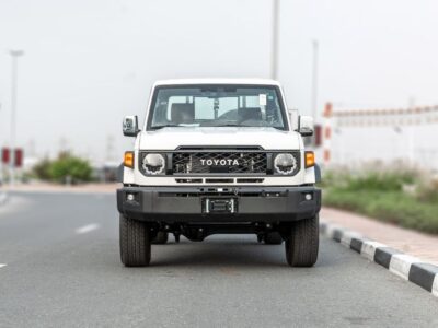 2026 Toyota Land Cruiser LC79 4.0L V6 Petrol Engine Full Option White Brown Pickup Truck GCC