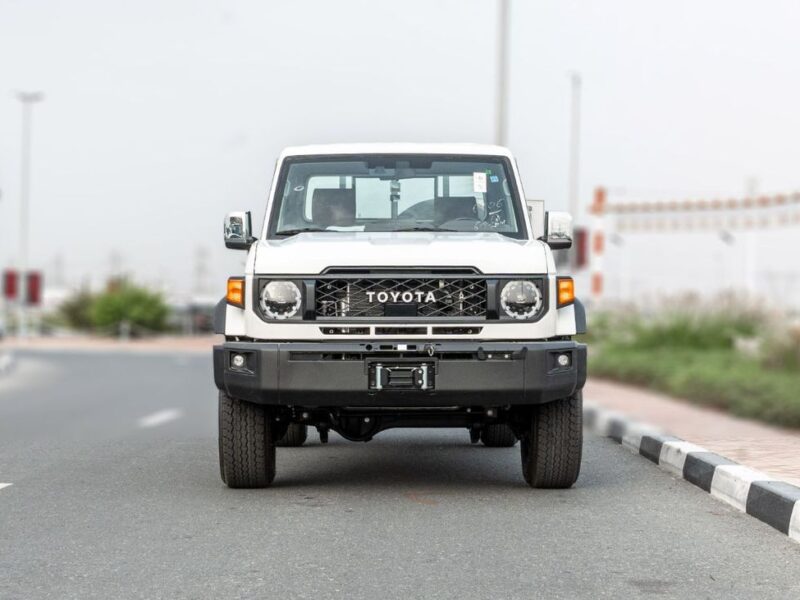 2026 Toyota Land Cruiser LC79 4.0L V6 Petrol Engine Full Option White Brown Pickup Truck GCC