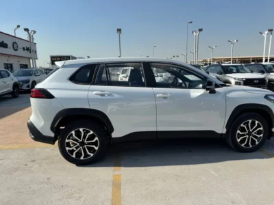 2026 Toyota Frontlander Luxury 2.0 Litres 4 Cylinders Hybrid Engine White Black SUV