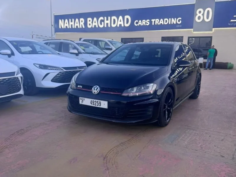 2016 Volkswagen Golf GTI CLUBSPORT 2.0 L 4 Cylinders Petrol Engine Black Hatchback GCC