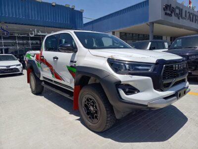 2025 Toyota Hilux GR SPORT 2.8 Litres V4 Diesel Engine White maroon Pickup Truck GCC