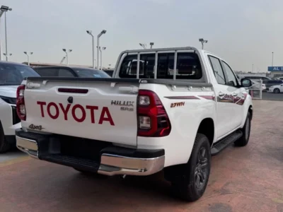 2026 Toyota Hilux GLX Manual 2.7 Litres 4 Cylinders Petrol Engine White Red Pickup Truck GCC