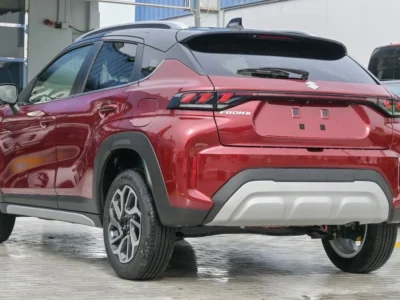 2025 Suzuki Fronx GLX 1.5-litre, 4-cylinder Petrol Engine Red Maroon SUV Automatic
