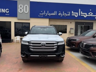 2026 Toyota Land Cruiser VXR Automatic 4.0 Litres 6 Cylinders Petrol Engine Black SUV GCC