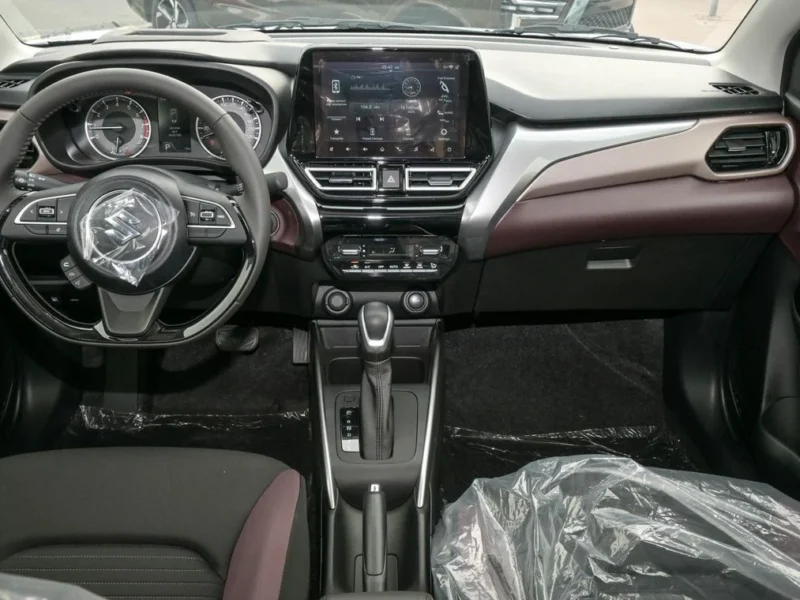 2025 Suzuki Fronx GLX 1.5-litre, 4-cylinder Petrol Engine Black Maroon SUV Automatic