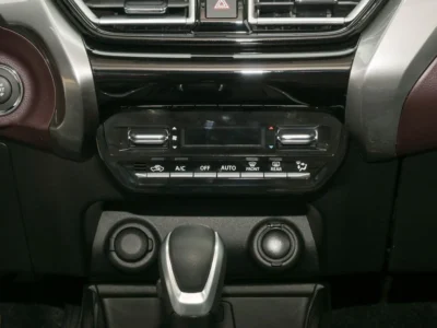 2025 Suzuki Fronx GLX 1.5-litre, 4-cylinder Petrol Engine Red Maroon SUV Automatic