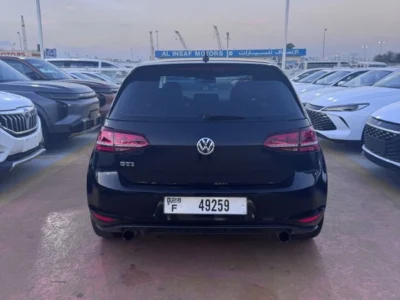 2016 Volkswagen Golf GTI CLUBSPORT 2.0 L 4 Cylinders Petrol Engine Black Hatchback GCC