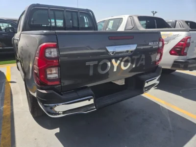 2026 Toyota Hilux 4.0 Litres 6 Cylinders Petrol Engine Grey Black Pickup Truck GCC