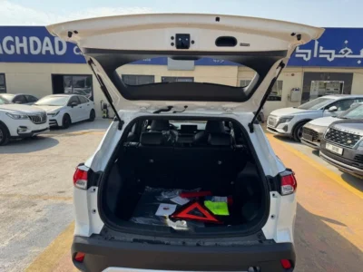 2026 Toyota Corolla Cross GLI 1.8 Litres 4 Cylinders Hybrid Engine White Black SUV