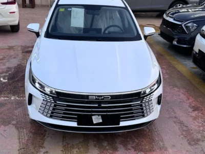 2025 BYD Destroyer 05 STD 1.5 L 4 Cylindes PHEV White Sedan Full Option Automatic