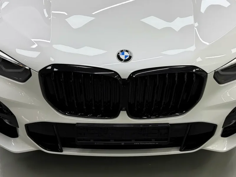 2022 BMW X5 xDrive40i M Sport 6 Cylinders Petrol Engine White Brown SUV GCC Specs