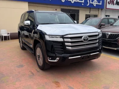 2026 Toyota Land Cruiser VXR Automatic 4.0 Litres 6 Cylinders Petrol Engine Black SUV GCC