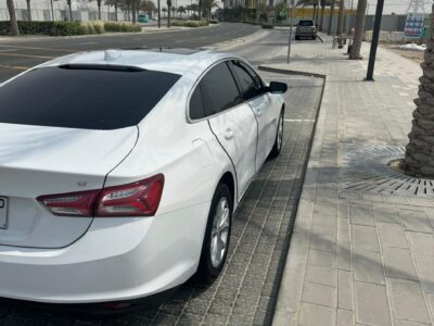 2019 Chevrolet Malibu 1.5L Turbocharged 4-cylinder Petrol Engine White Black Sedan