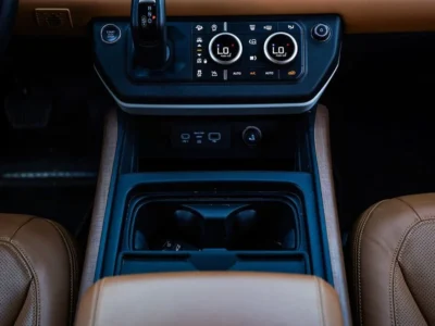 2023 Land Rover Defender 3.0L Turbocharged Inline-6 Petrol Engine White Tan SUV GCC