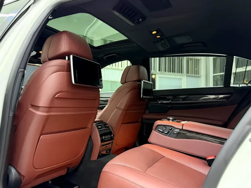 2015 BMW 7-Series 750li Exclusive 8 Cylinders Petrol Engine White Red Sedan GCC Specs