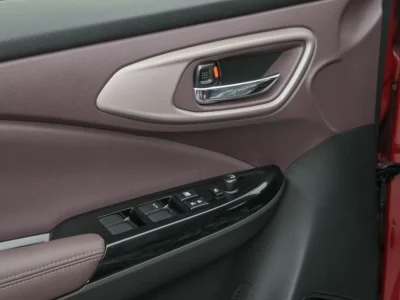 2025 Suzuki Fronx GLX 1.5-litre, 4-cylinder Petrol Engine Red Maroon SUV Automatic