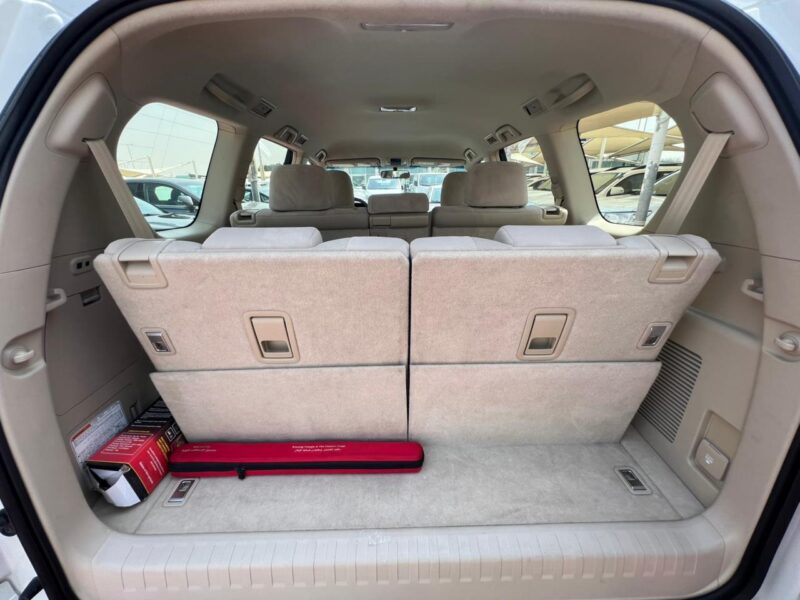 2021 Toyota Prado EXR 4.0-liter 6-cylinder Petrol Engine White Beige SUV GCC Specs