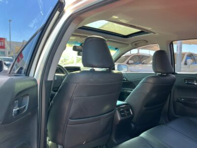 2015 Honda Accord I-VTEC 2.4 Litres V4 Petrol Engine White Black Sedan Korean Specs