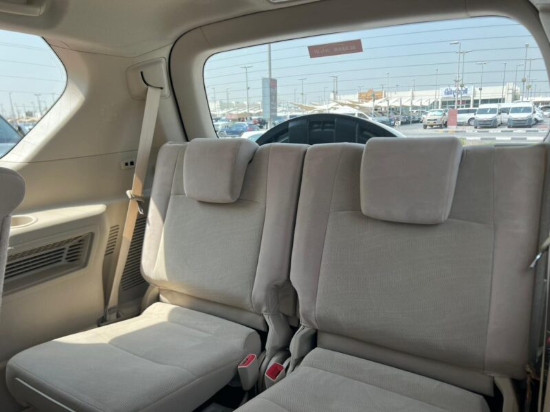 2021 Toyota Prado EXR 4.0-liter 6-cylinder Petrol Engine White Beige SUV GCC Specs