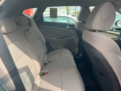 2020 Hyundai Tucson GDI 2.4 Litres V4 Petrol Engine White Beige SUV GCC Specs