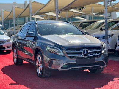 2018 Mercedes-Benz GLA220 2.0 Litres V4 Petrol Engine Grey Black SUV Korean Specs