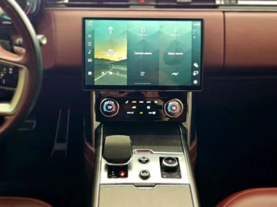 2022 Land Rover Range Rover HSE P530 4.4 Litres 8 Cylinders Petrol Engine White Maroon SUV GCC