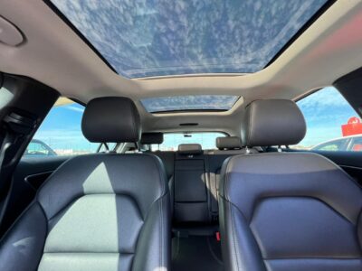 2018 Mercedes-Benz GLA220 2.0 Litres V4 Petrol Engine Grey Black SUV Korean Specs