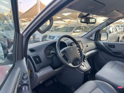 2019 Hyundai H1 12 Seaters 2.5 Litres 4 Cylinder Diesel Engine Grey Van Korean Specs