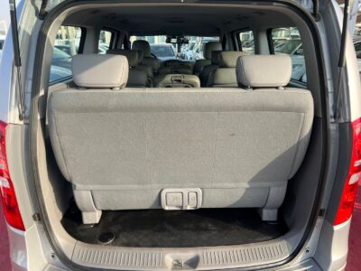2019 Hyundai H1 12 Seaters 2.5 Litres 4 Cylinder Diesel Engine Grey Van Korean Specs